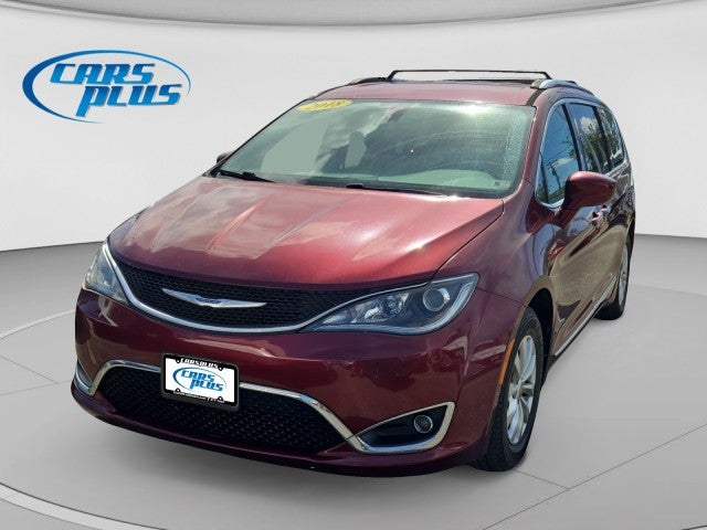2018 Chrysler Pacifica Touring L in Red — front three-quarter view